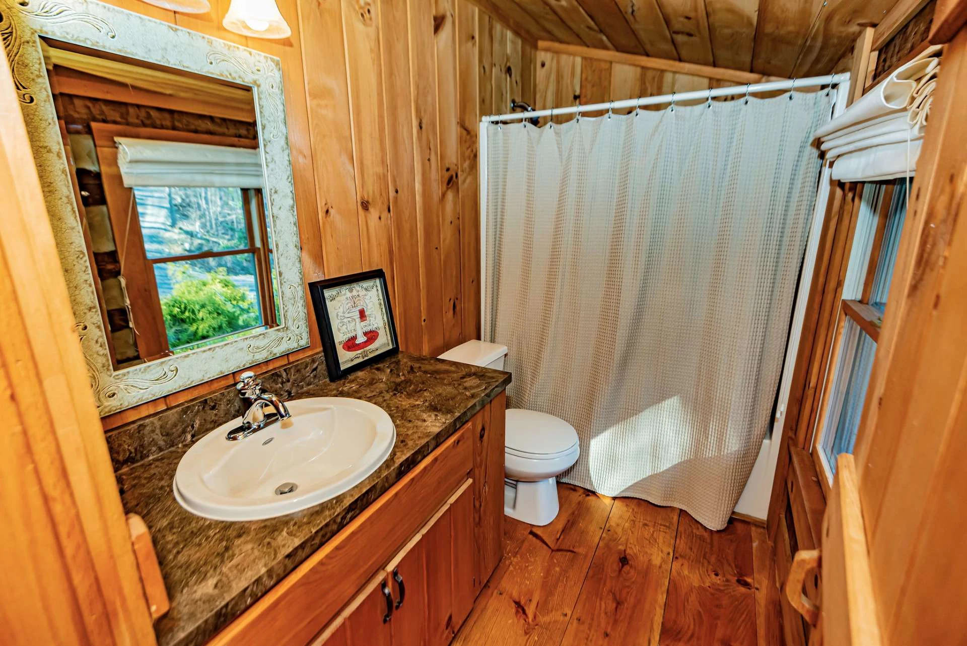 Image number 3 for the current listing