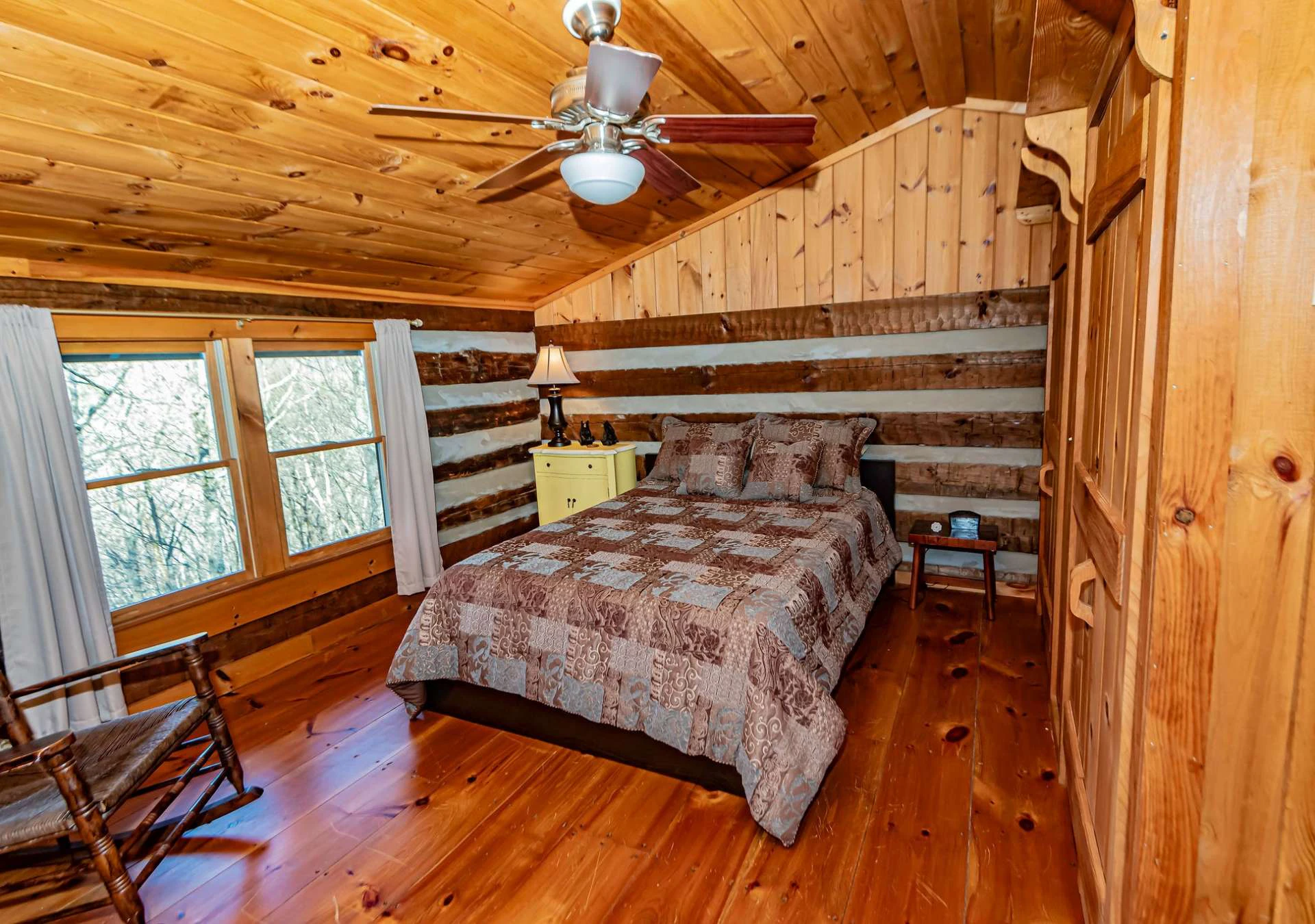 Image number 9 for the current listing