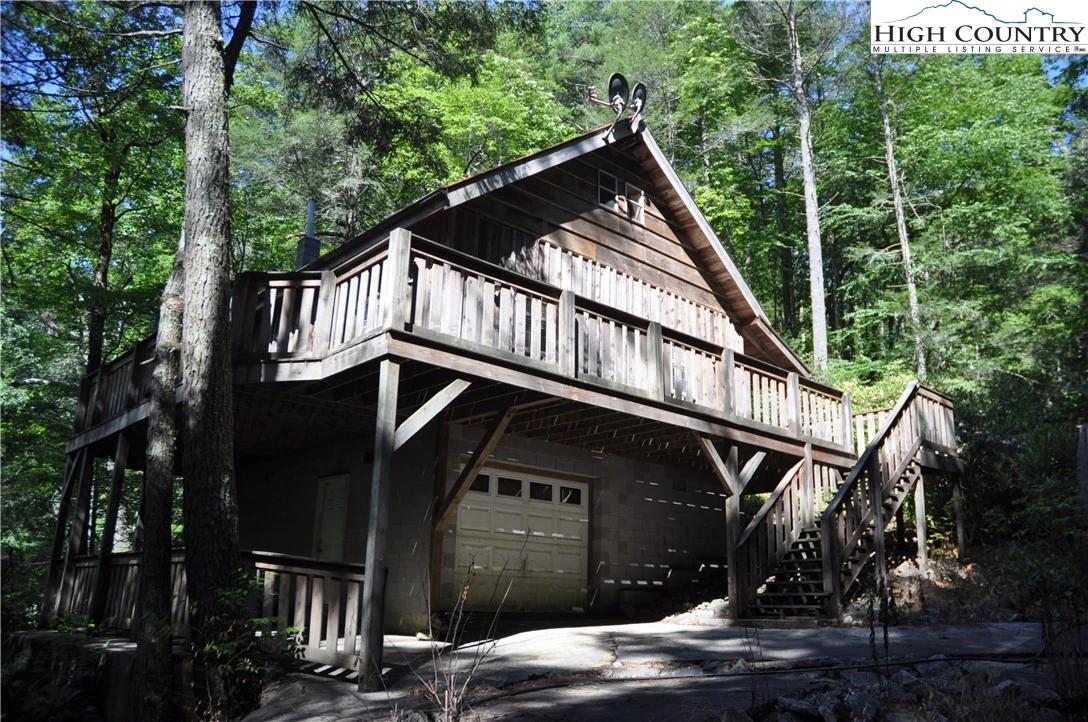 Image number 20 for the current listing