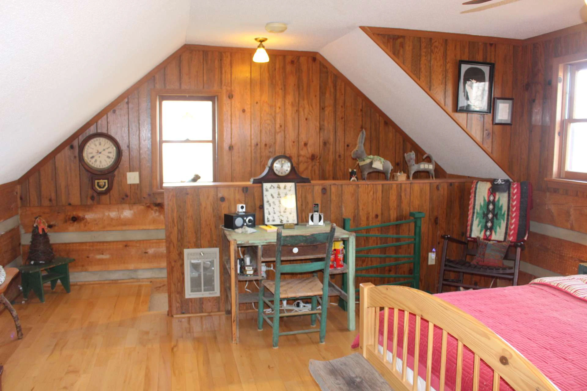 Image number 8 for the current listing
