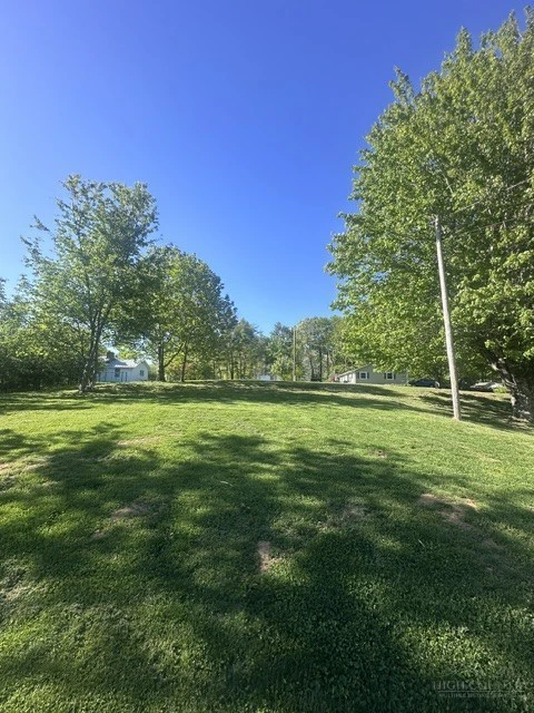 Image number 9 for the current listing