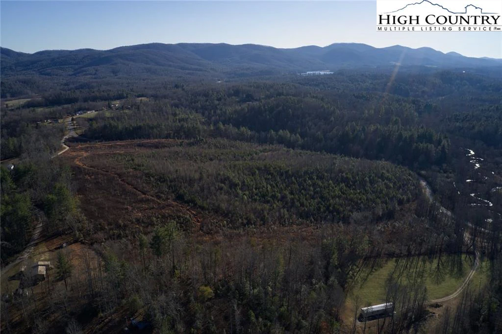 Image number 9 for the current listing