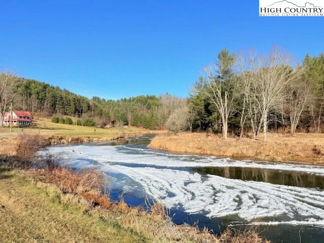 Image number 9 for the current listing