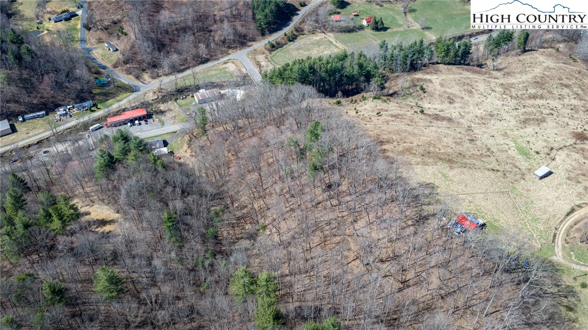Image number 1 for the current listing