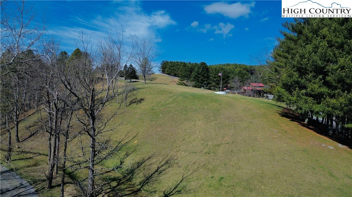 Image number 4 for the current listing
