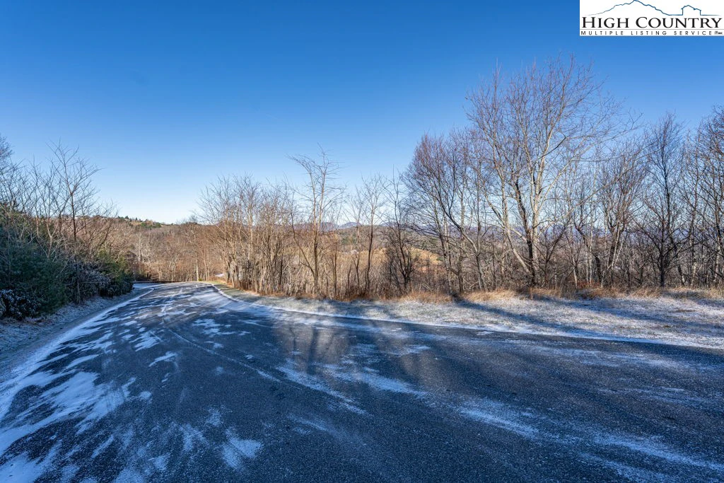 Image number 6 for the current listing