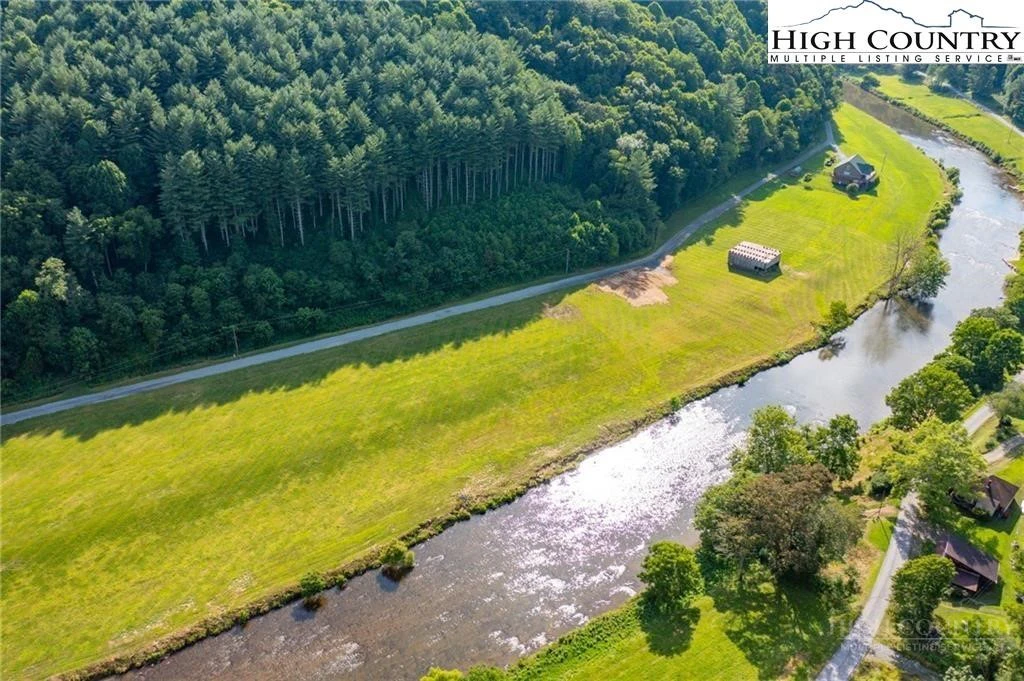 Image number 2 for the current listing