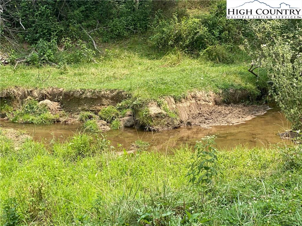 Image number 3 for the current listing