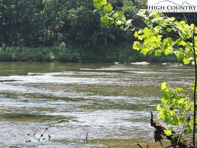 Image number 1 for the current listing