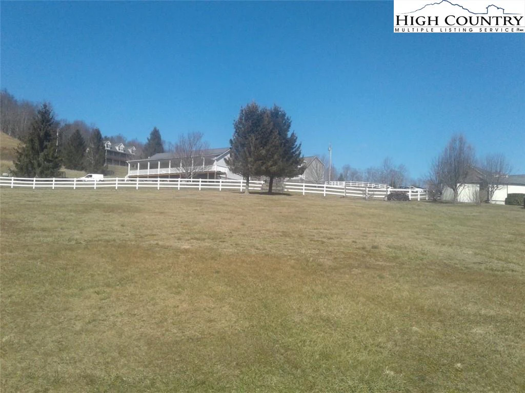 Image number 3 for the current listing
