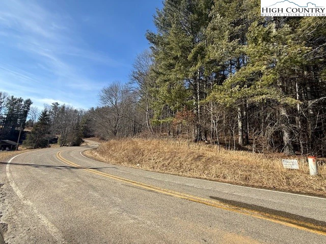 Image number 11 for the current listing