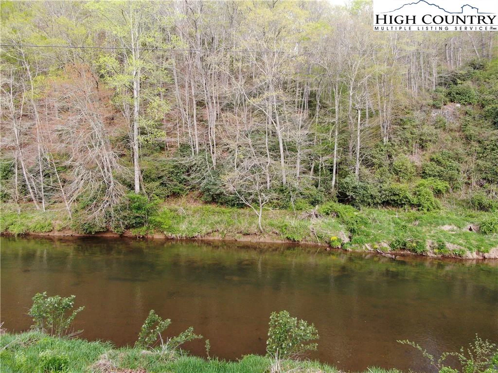 Image number 22 for the current listing
