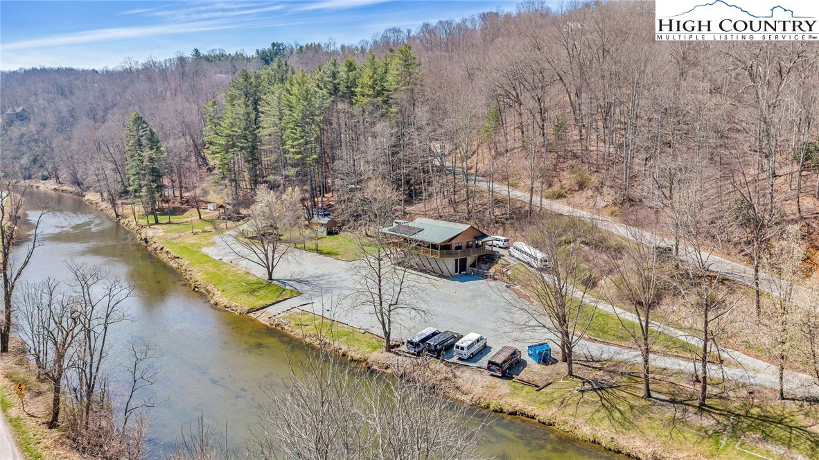 Image number 16 for the current listing