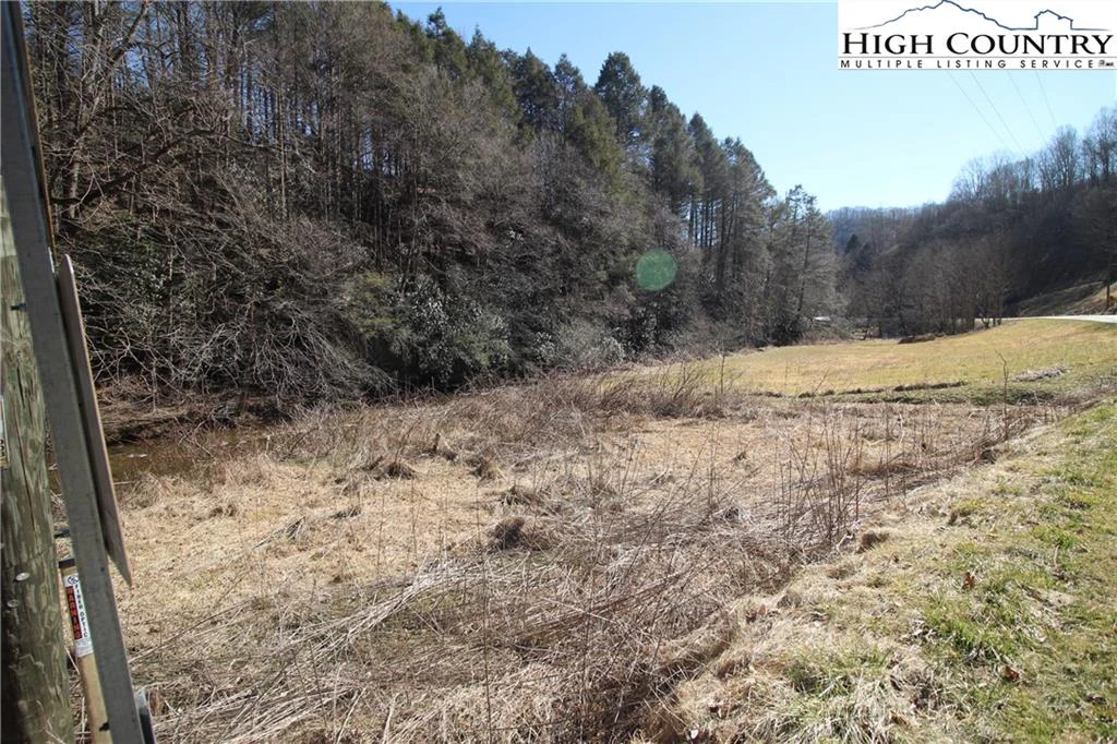 Image number 9 for the current listing