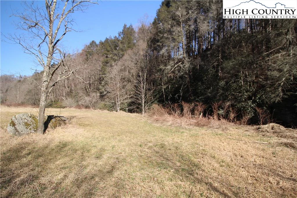 Image number 8 for the current listing