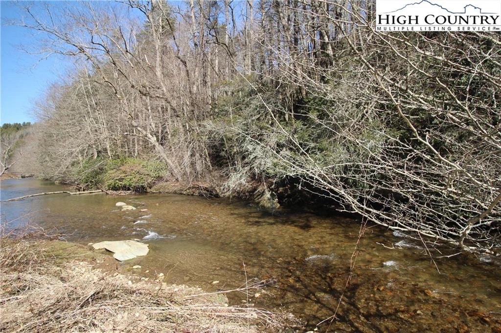 Image number 7 for the current listing