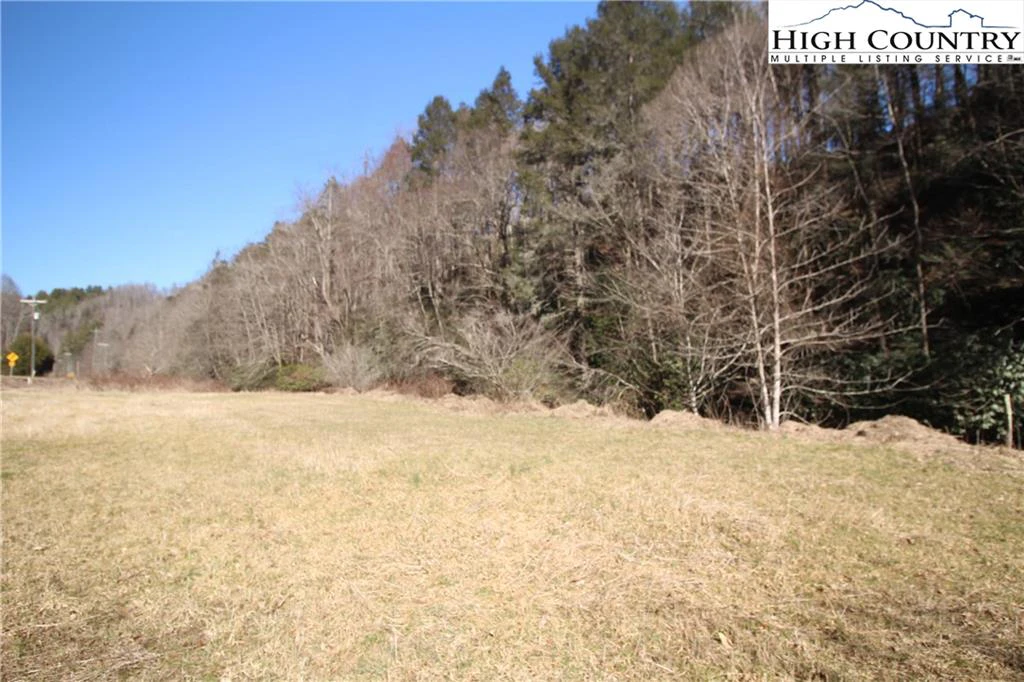 Image number 4 for the current listing