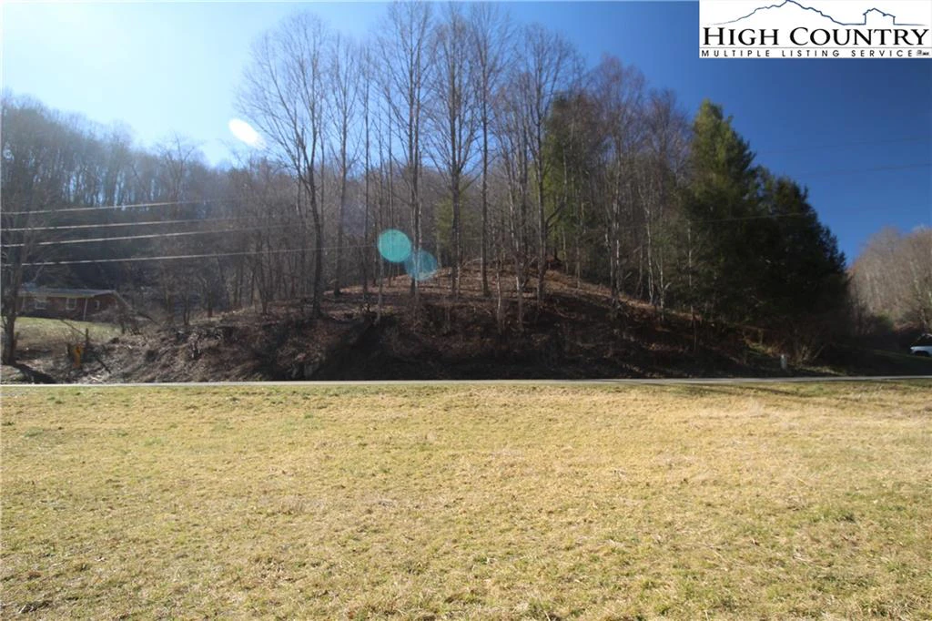 Image number 13 for the current listing