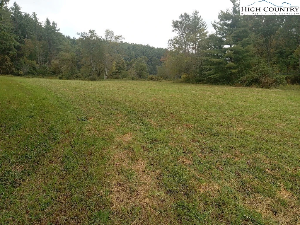 Image number 11 for the current listing