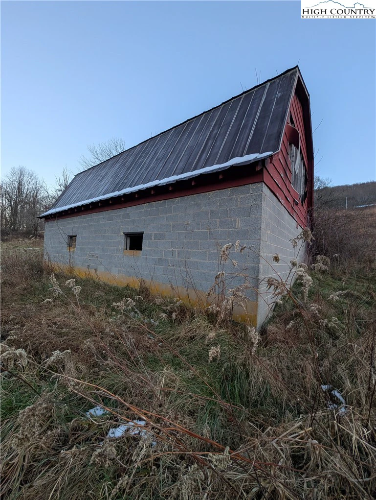 Image number 10 for the current listing