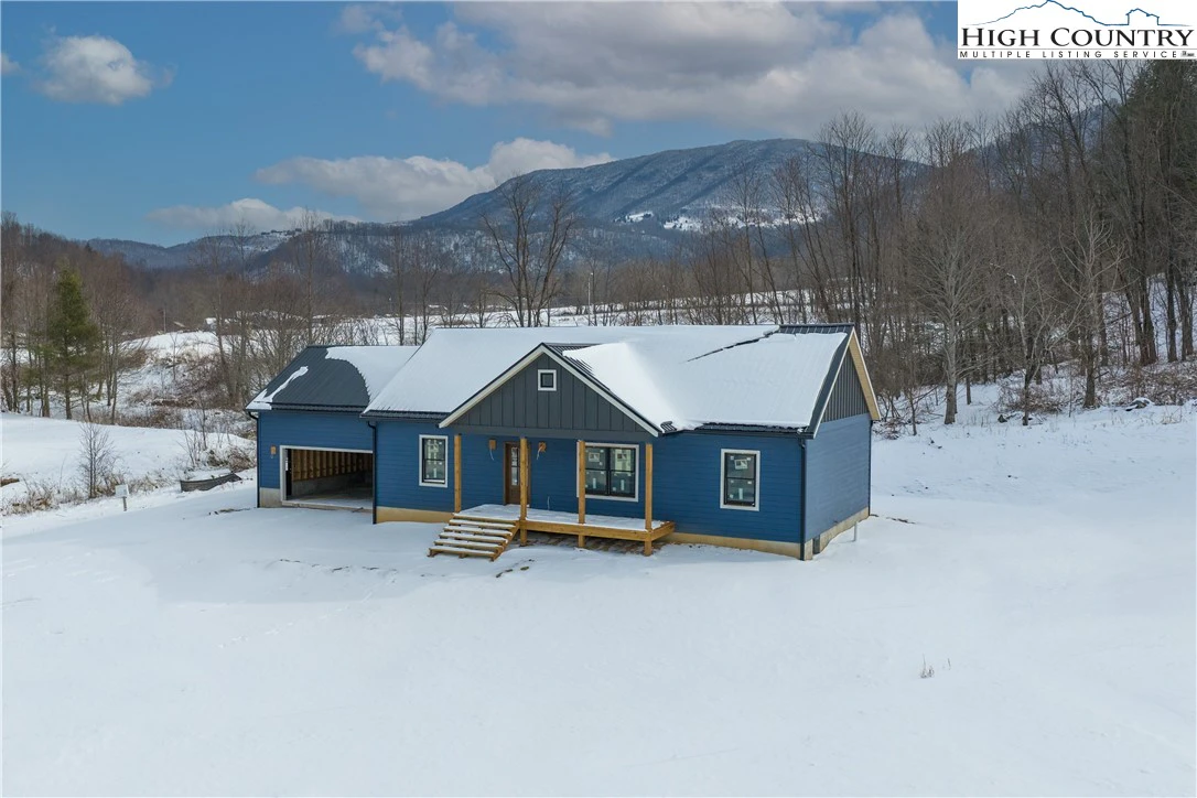 Image number 1 for the current listing