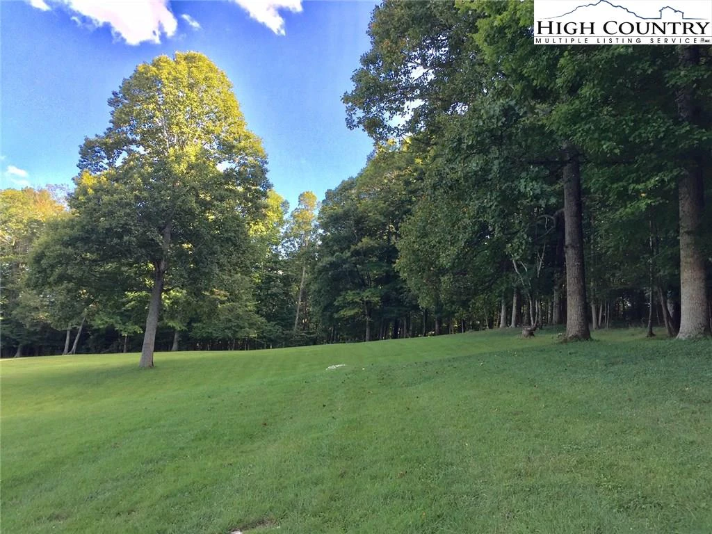 Image number 20 for the current listing