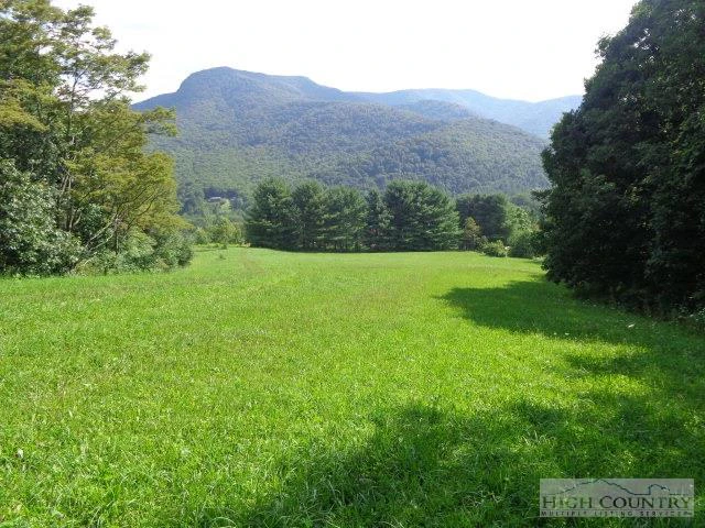 Image number 6 for the current listing