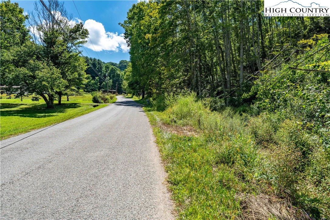 Image number 3 for the current listing