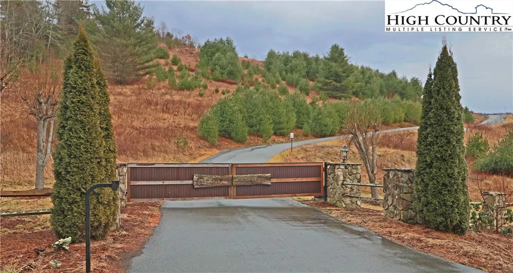 Image number 6 for the current listing