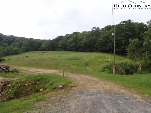 Image number 3 for the current listing