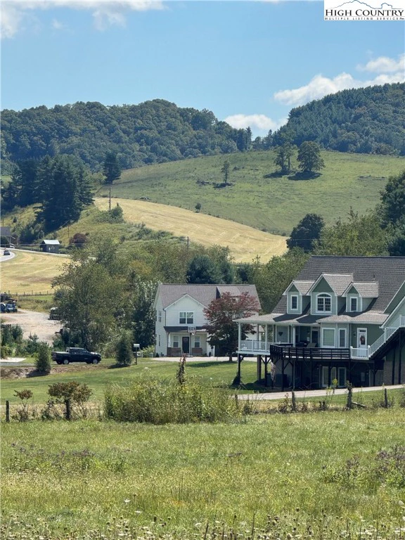 Image number 9 for the current listing