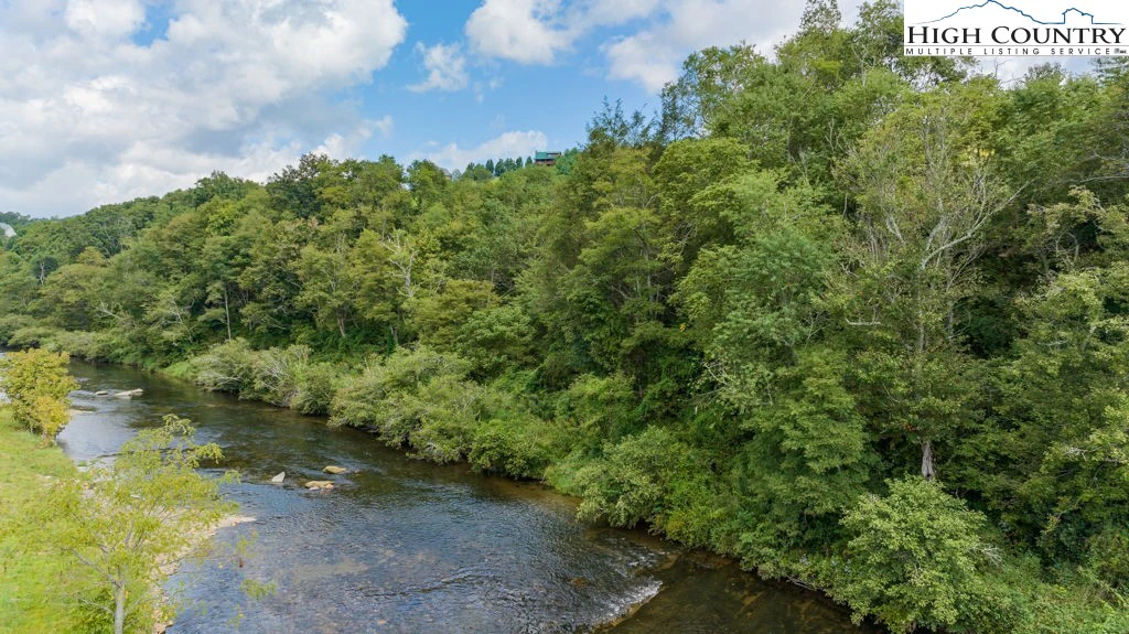 Image number 9 for the current listing