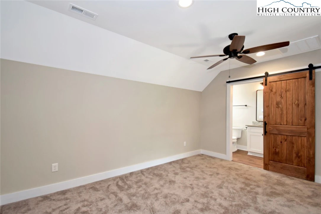 Image number 6 for the current listing