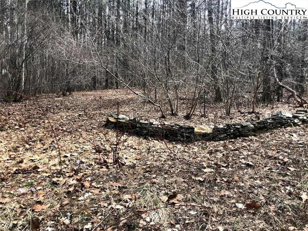 Image number 18 for the current listing