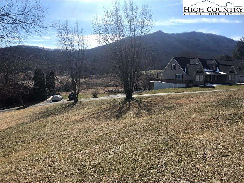 Image number 11 for the current listing