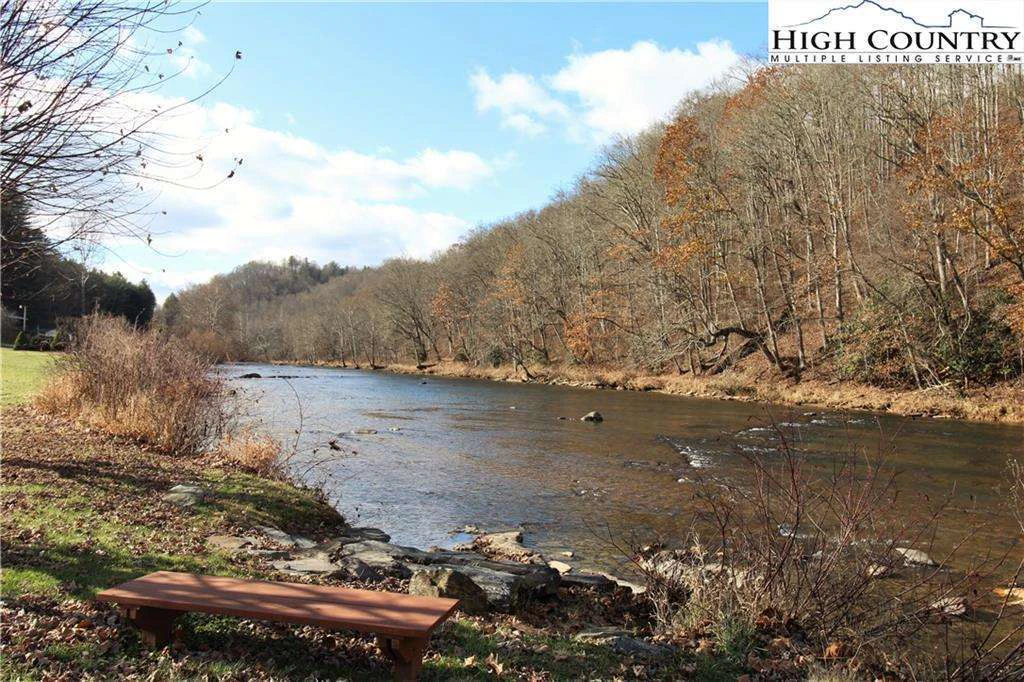 Image number 9 for the current listing