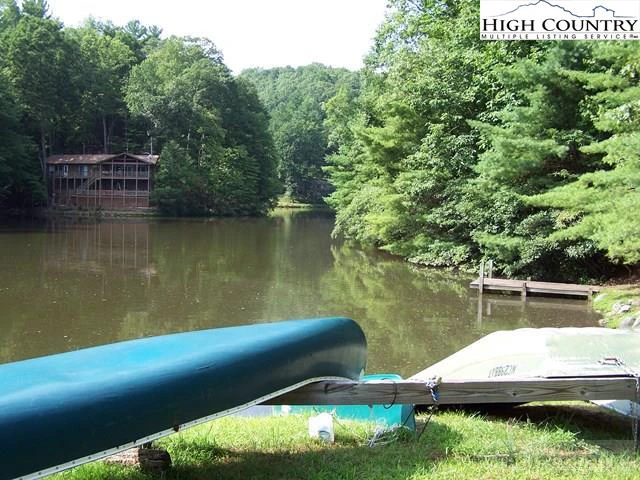 Image number 2 for the current listing