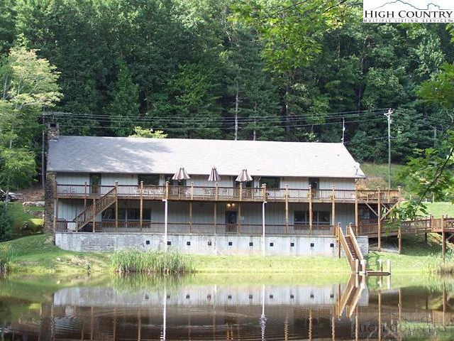 Image number 12 for the current listing