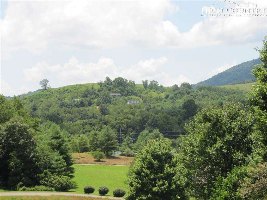 Image number 6 for the current listing