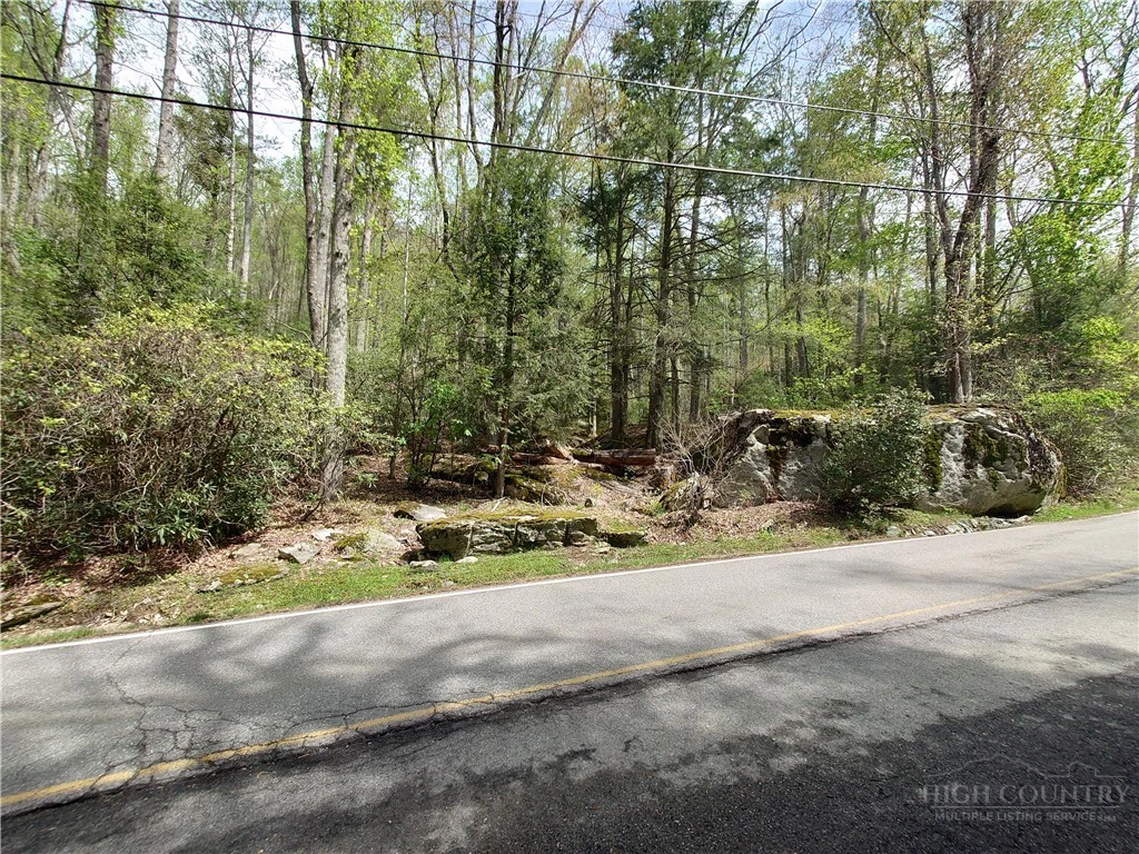 Image number 9 for the current listing