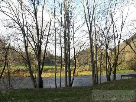 Image number 4 for the current listing