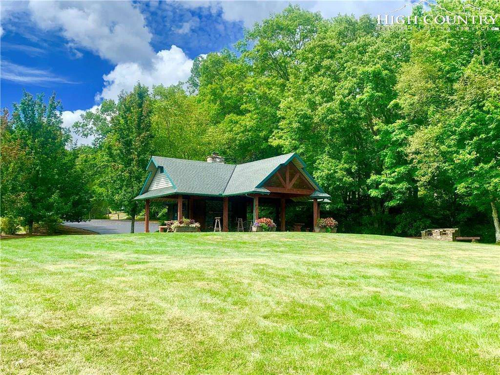 Image number 8 for the current listing