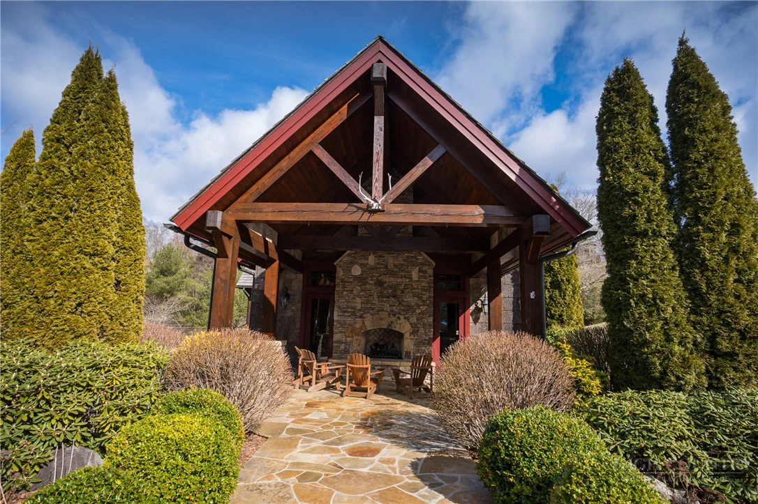 Image number 12 for the current listing
