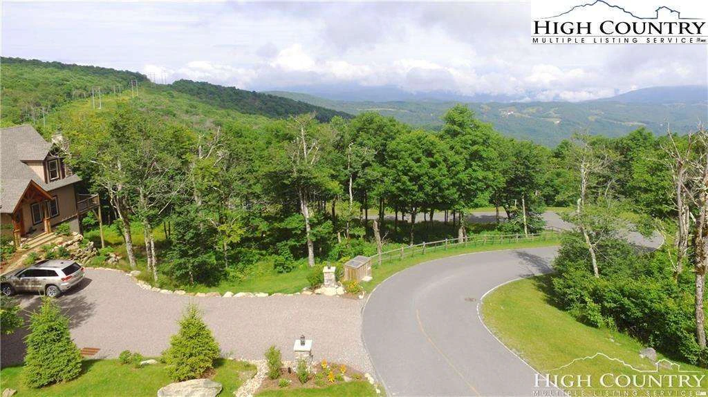 Image number 4 for the current listing
