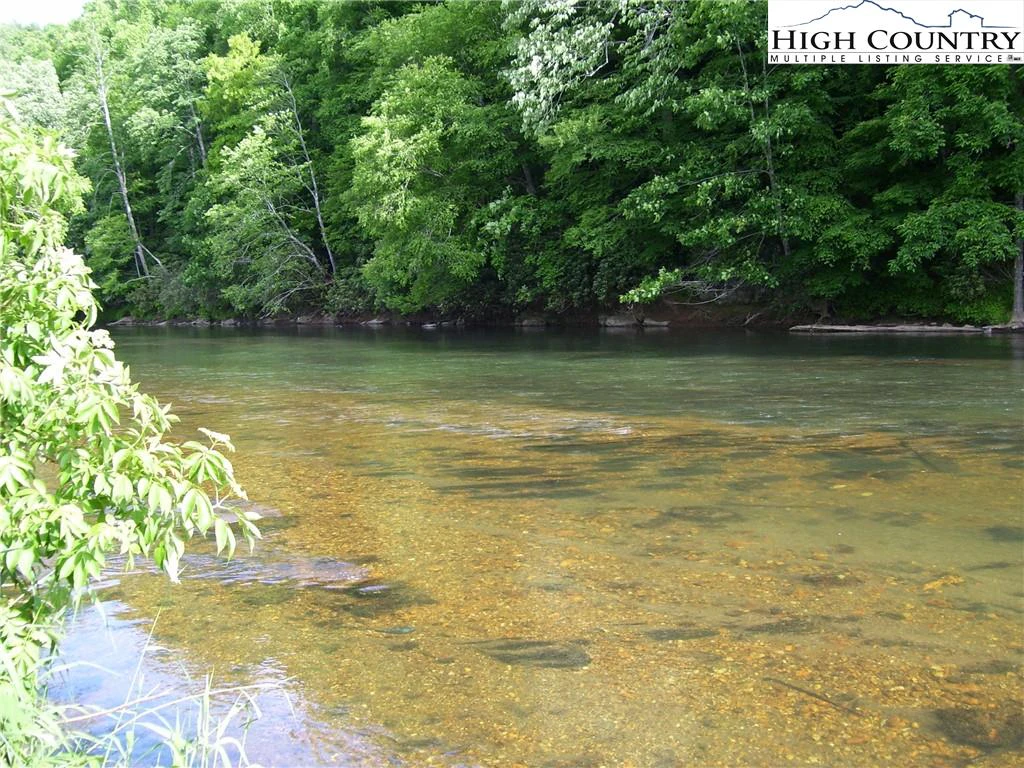 Image number 5 for the current listing