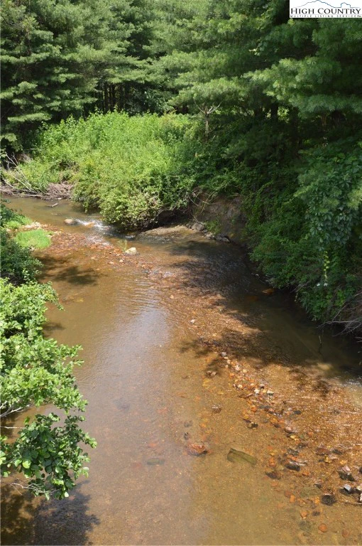 Image number 20 for the current listing