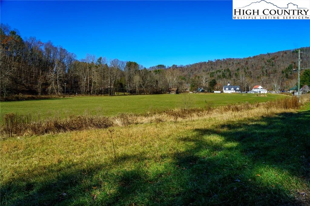 Image number 11 for the current listing