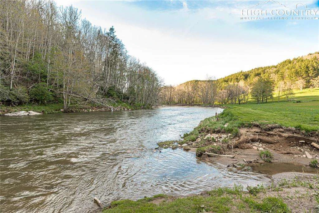 Image number 9 for the current listing