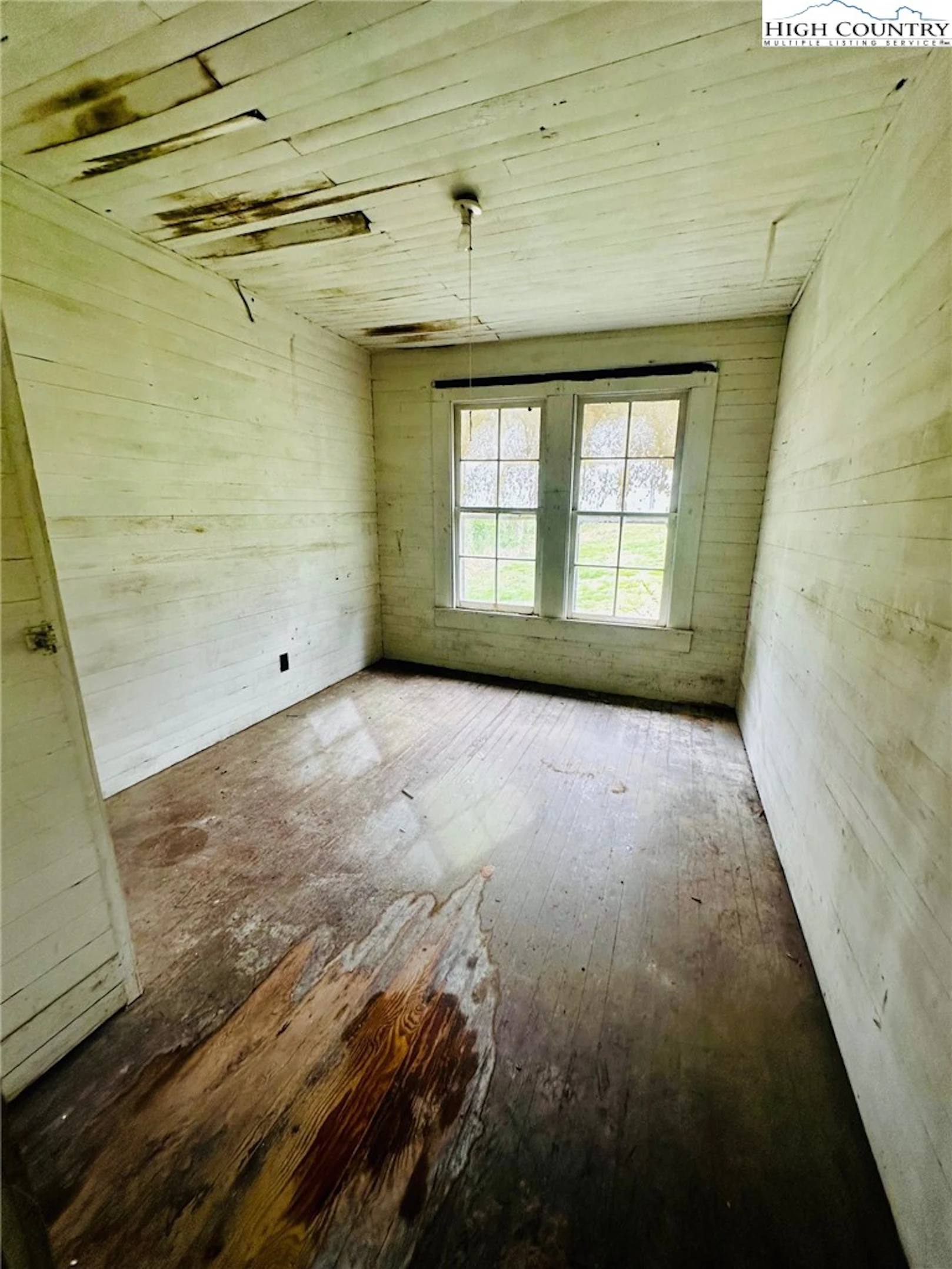 Image number 9 for the current listing