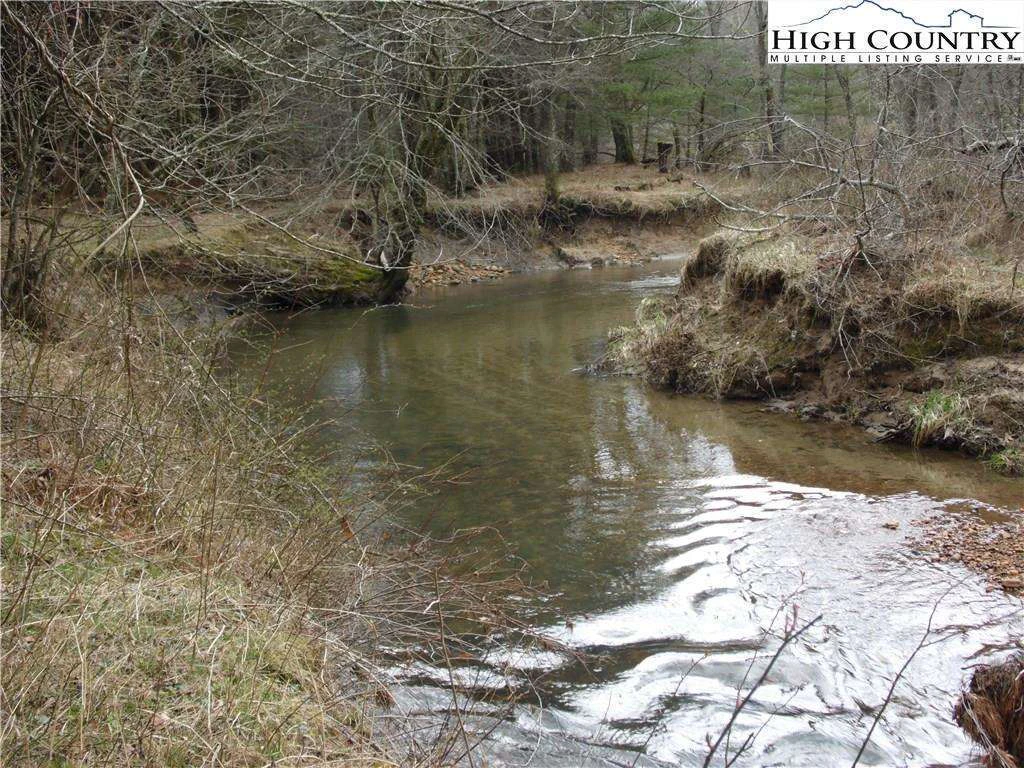 Image number 1 for the current listing
